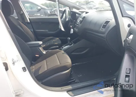 2017 Kia Forte Lx из США, поврежденный, VIN KNAFK5A85H5727877